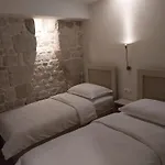 Divna Apartment